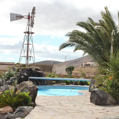 Casa Canaria Con Piscina Climatizada Villa